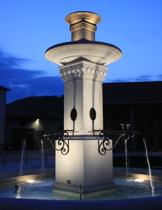 Fontaine de Varacieux 2
